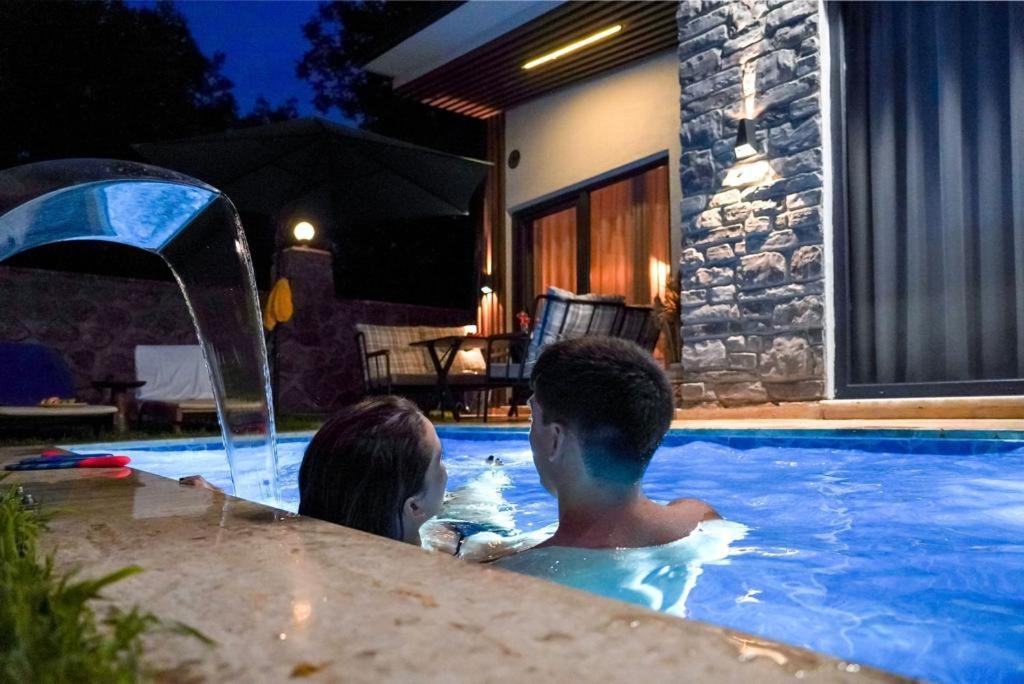 Vital Home Sapanca Isitmali Havuzlu Villa&Bungalov Dış mekan fotoğraf
