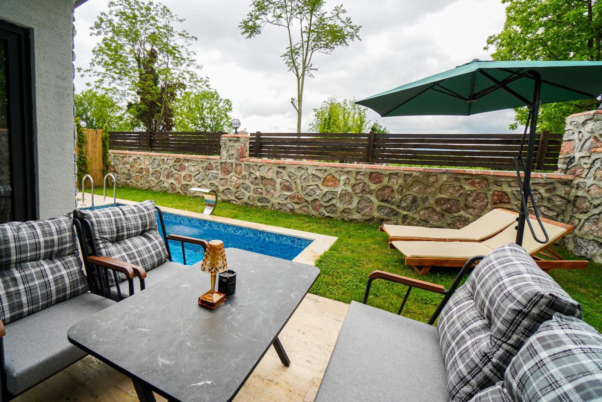 Vital Home Sapanca Isitmali Havuzlu Villa&Bungalov Dış mekan fotoğraf
